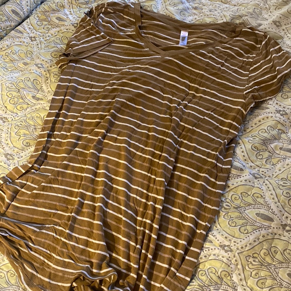 LuLaRoe tee